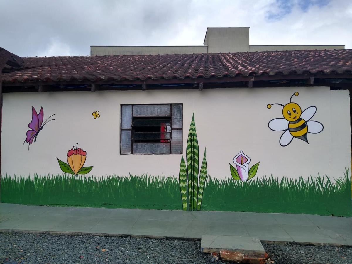 Hostel Cidade Das Flores 2 Джойнвил Екстериор снимка