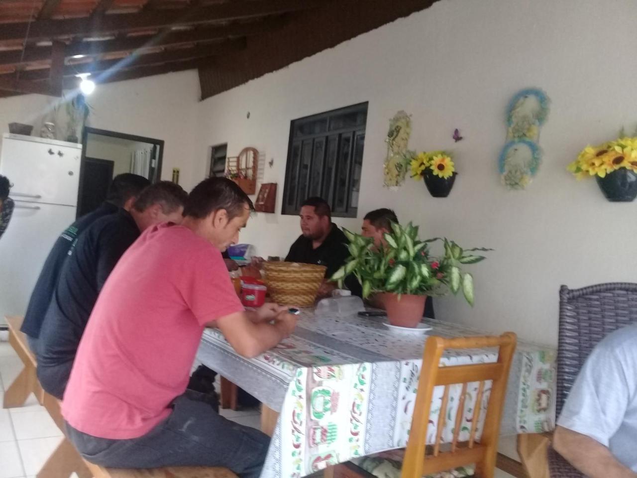 Hostel Cidade Das Flores 2 Джойнвил Екстериор снимка